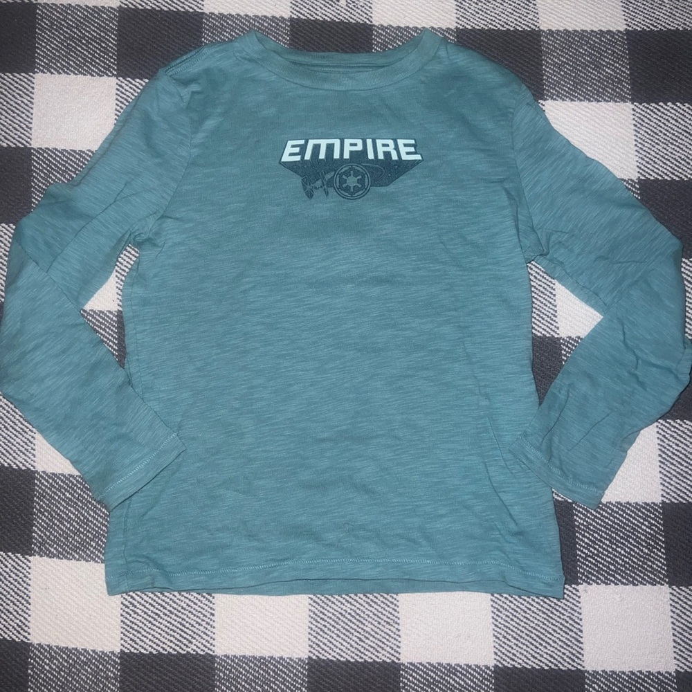 Boys Gap Star Wars long sleeved shirt, sz S